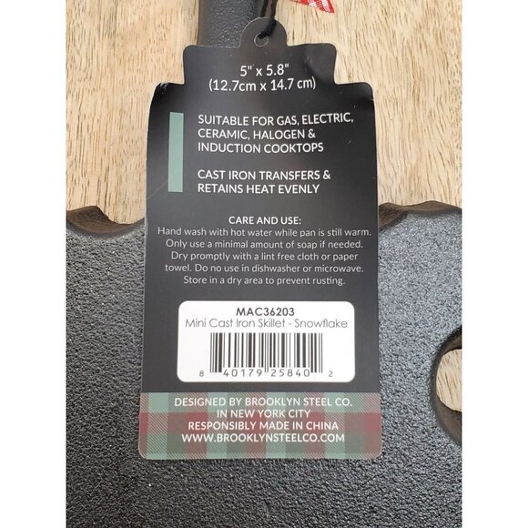 Snowflake Mini Cast Iron Skillet with Gingham Bow Brooklyn Steel - Picture 3 of 5